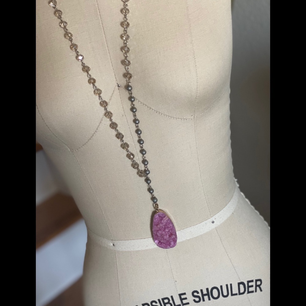 Gremelli Boutique Druzy Necklace Clear Pink​​​​​​​​​ - Picture 2 of 4